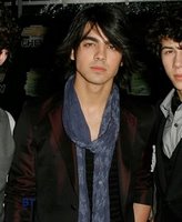 JOSEPH JONAS (EVENTO) - Cine, TV - Para jovenes - THE JONAS BROTHERS - KEV...